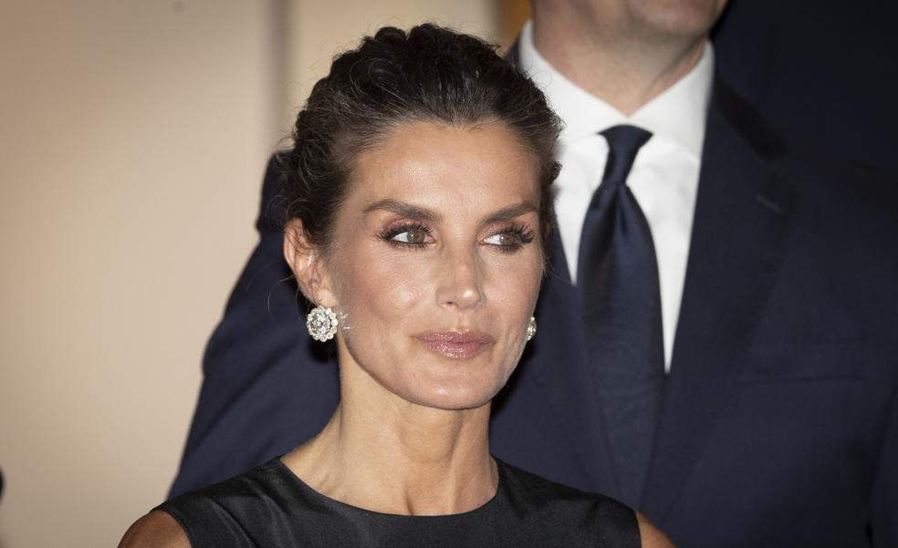 Este es el truco de la reina Letizia para una mirada rejuvenecida y espectacular: así consigue unas pestañas XL sin máscara de pestañas