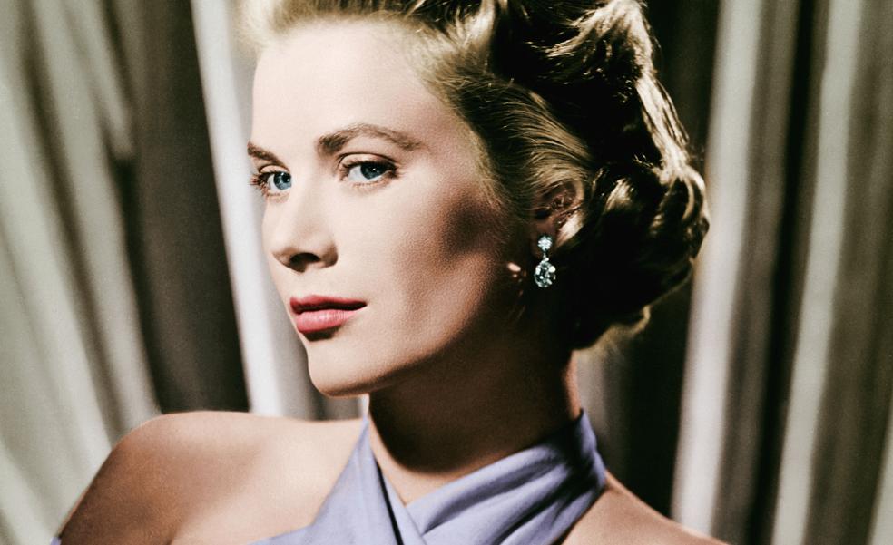 De novia ojerosa y pálida a princesa desencantada con palacio: las similitudes de la vida de Grace Kelly con las desgracias de Charlène Wittstock