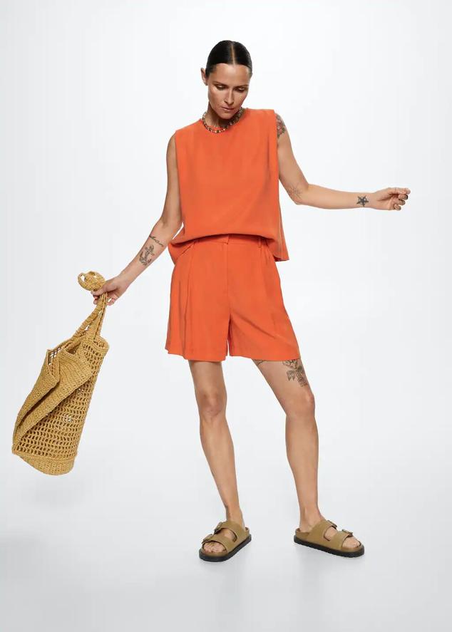 El naranja es el color del verano: trucos para llevarlo con mucho estilo y los básicos que mejor sientan a todo tipo de cuerpos