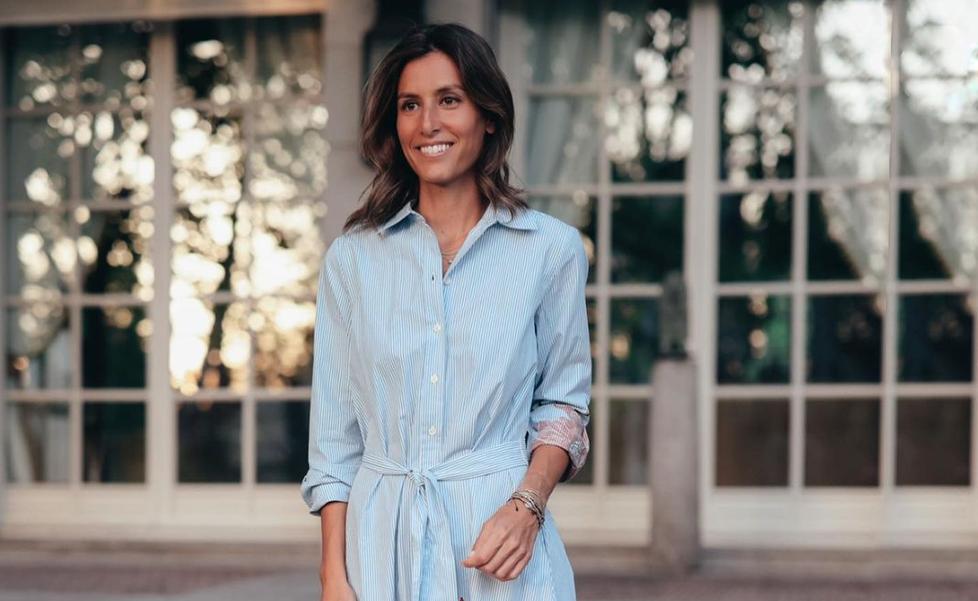 El look fácil de verano con minifalda pareo de Ana Boyer que es perfecto para el día a día o como invitada (y tiene descuento)