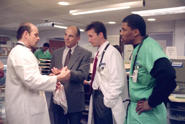 Urgencias, Alf y otras 29 series de televisión clásicas que puedes ver de un tirón en tu plataforma favorita