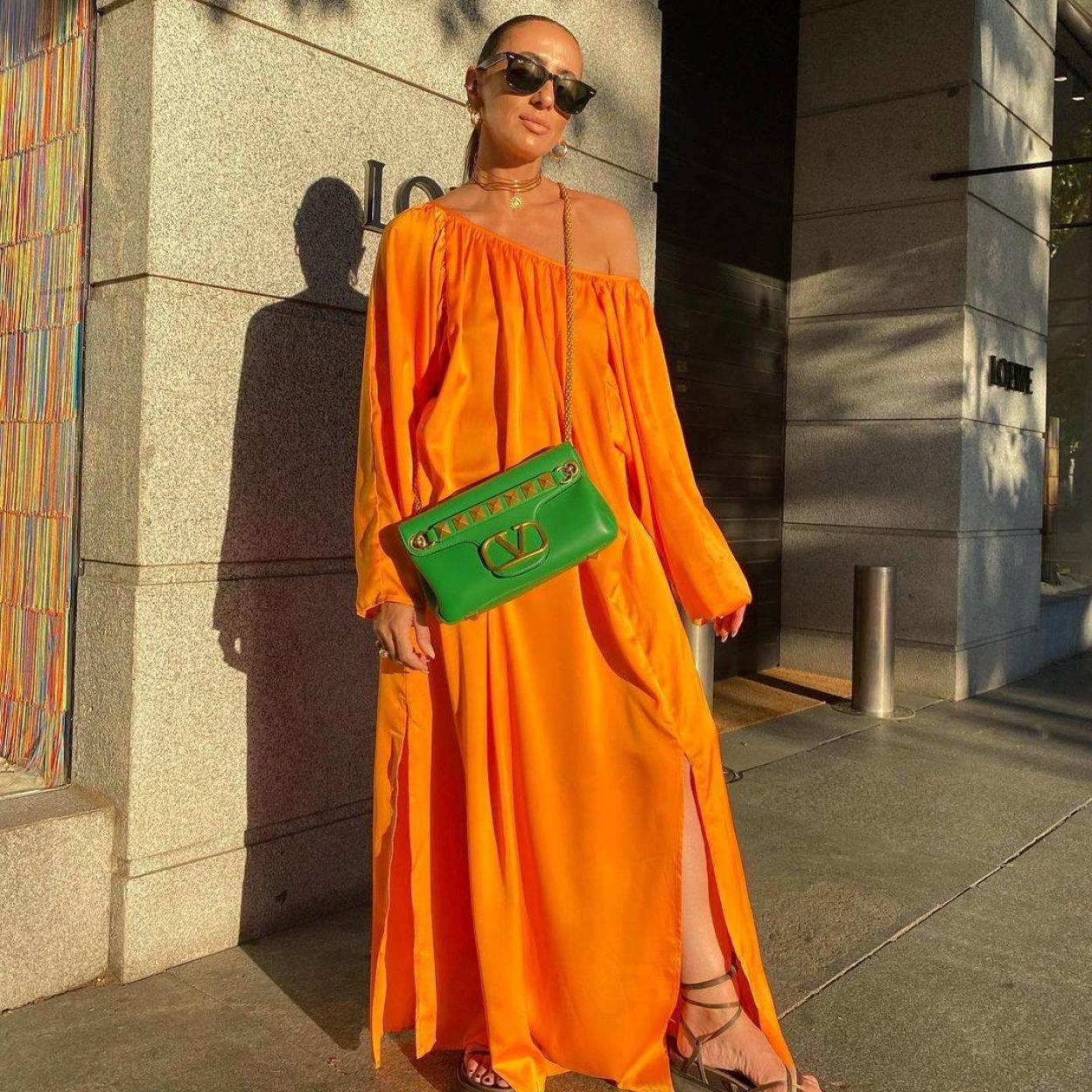 El vestido naranja de 9 euros de Zara que podría llevar la reina Letizia