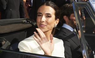 La espectacular coleta cruzada de novia de Laura Corsini en su boda que es la envidia de la reina Letizia y de todas las royals