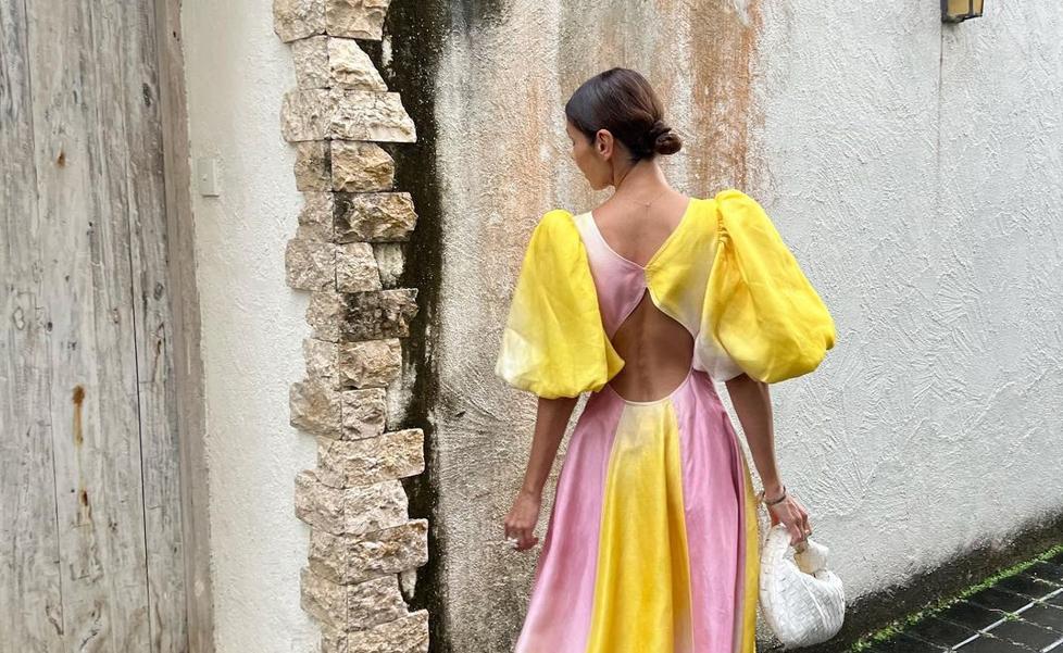 Fichamos el vestido nudo de Mango de menos de 50 euros que se convertirá en el favorito de las invitadas en septiembre