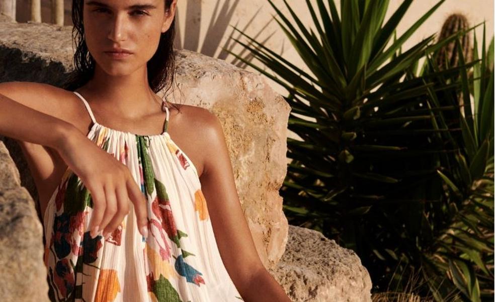 El vestido de flores más bonito del verano es este de Oysho y está a punto de agotarse