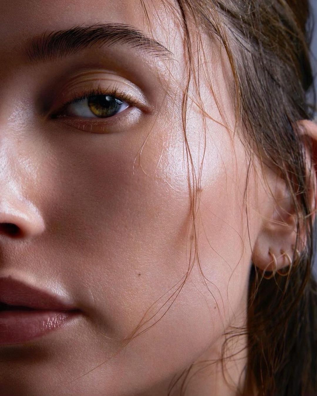 ¡Alerta tendencia! Ocho looks de maquillaje que vendrán pisando fuerte en otoño (y que seguro que querrás recrear)