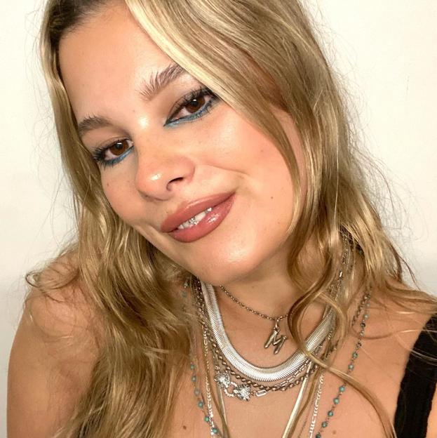 El cambio de look radical de Manuela Sánchez, la hija de Alejandro Sanz: corte de pelo a capas y se pasa al pelirrojo tendencia