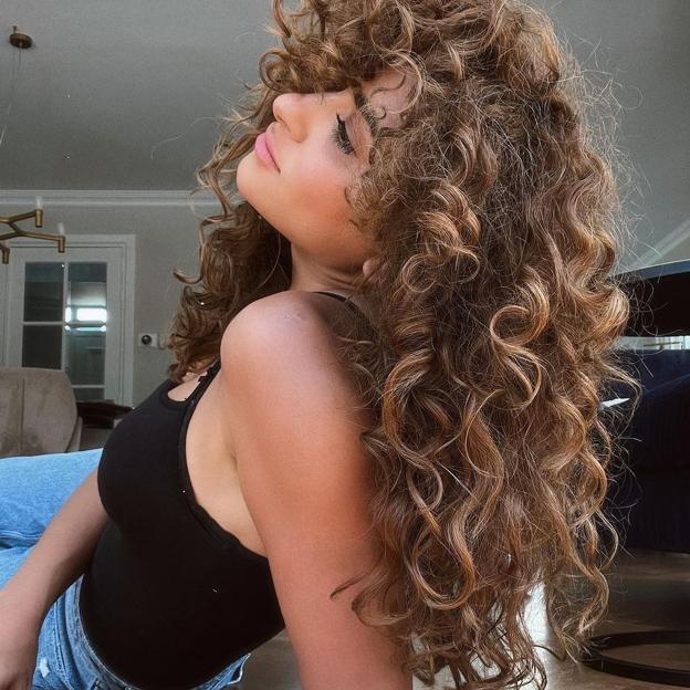 Los tres cortes de pelo para pelo rizado que recomiendan los expertos porque aumentan el volumen y definen el rizo