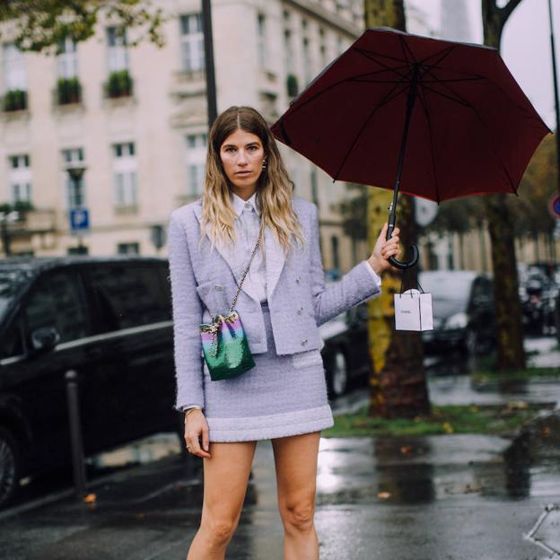 El traje de chaqueta y falda más sofisticado del otoño es este que acaba de llegar a Mango