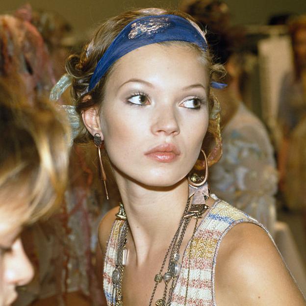 En primavera siempre vuelvo a este perfume asequible que huele a flores y talco