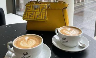 Las preciosas tazas de desayuno para copiar los cafés de Alexandra Pereira que arrasan en Instagram