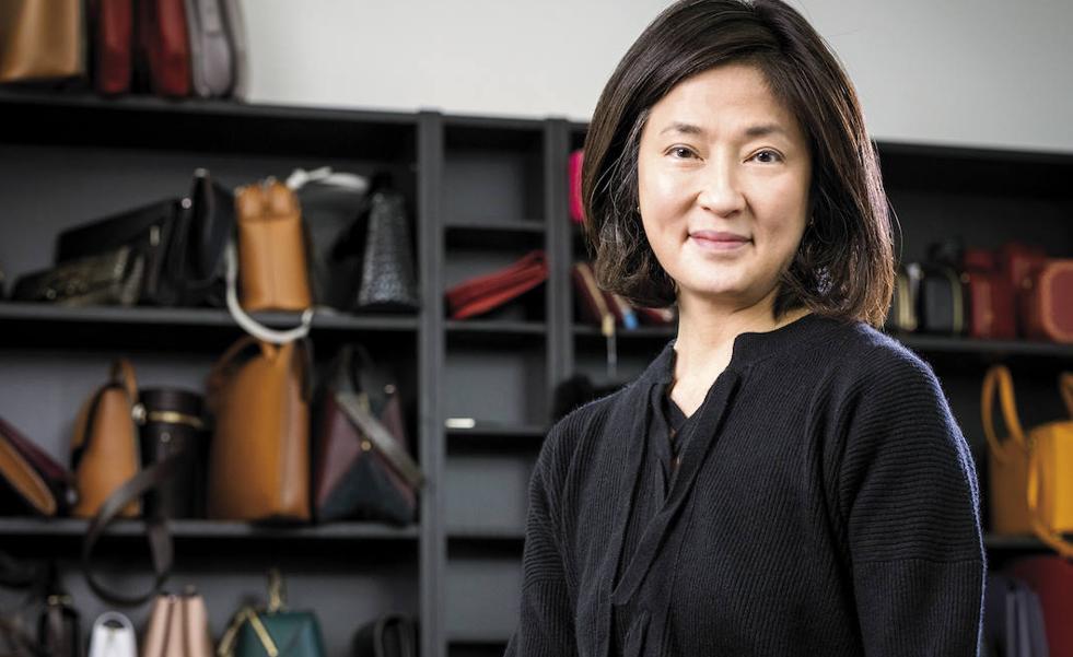 Marlin Yuson, directora creativa de marroquinería de Cartier, nos cuenta cómo se hace un bolso artesano de lujo