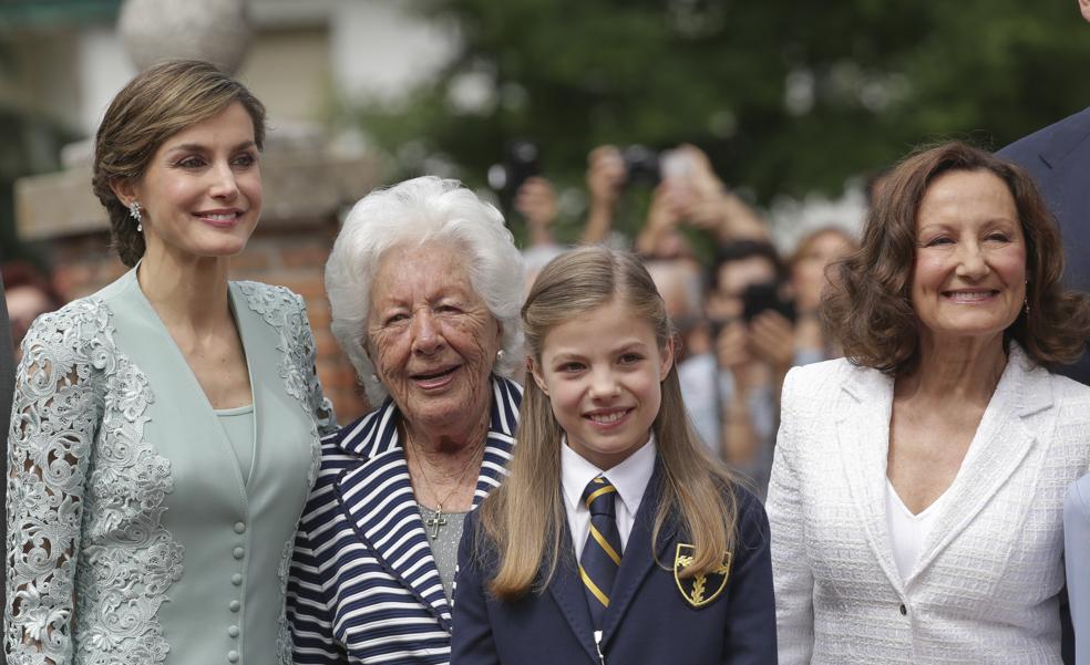 De Telma Ortiz a Paloma Rocasolano así es la familia plebeya de la reina Letizia: el quién es quién definitivo de los Ortiz Rocasolano