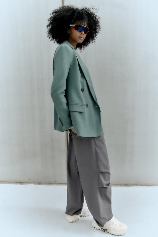 Las americanas más bonitas y originales de Zara con las que conseguirás los mejores looks del otoño con muy poco