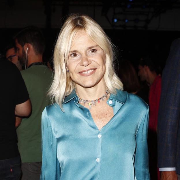 Los pantalones que alargan la figura son estos made in Spain que lleva Eugenia Martínez de Irujo