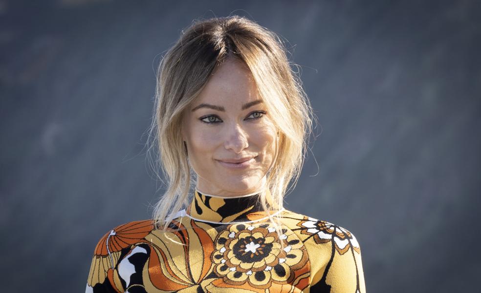 Así puedes copiar el deslumbrante look de Olivia Wilde en el Festival de San Sebastián en su versión low cost: favorece y quita años