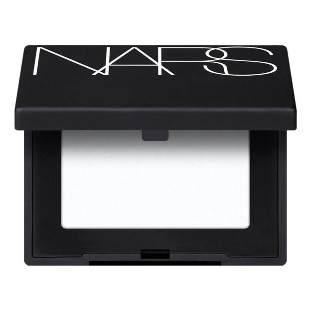 Light Reflecting Setting Powder de NARS