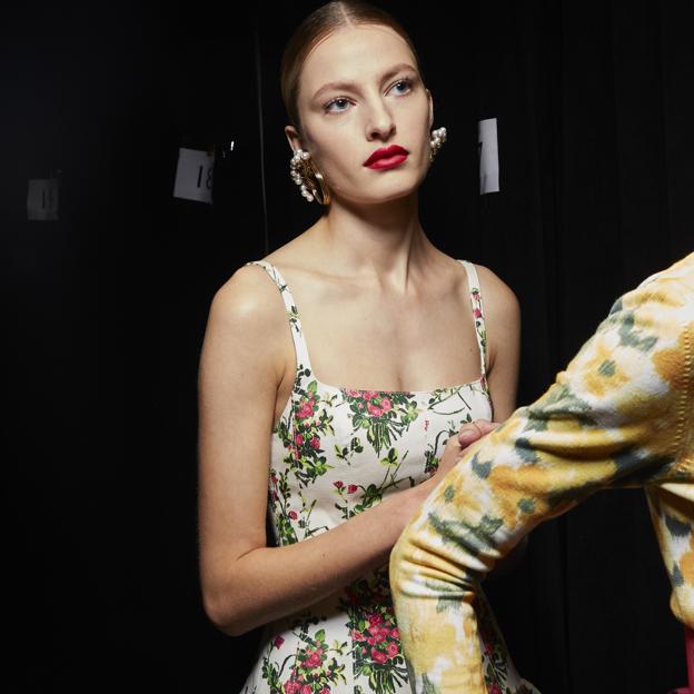 Perfumes con ámbar: siete fragancias cálidas que las danesas usan a diario porque son femeninas y aguantan todo el día