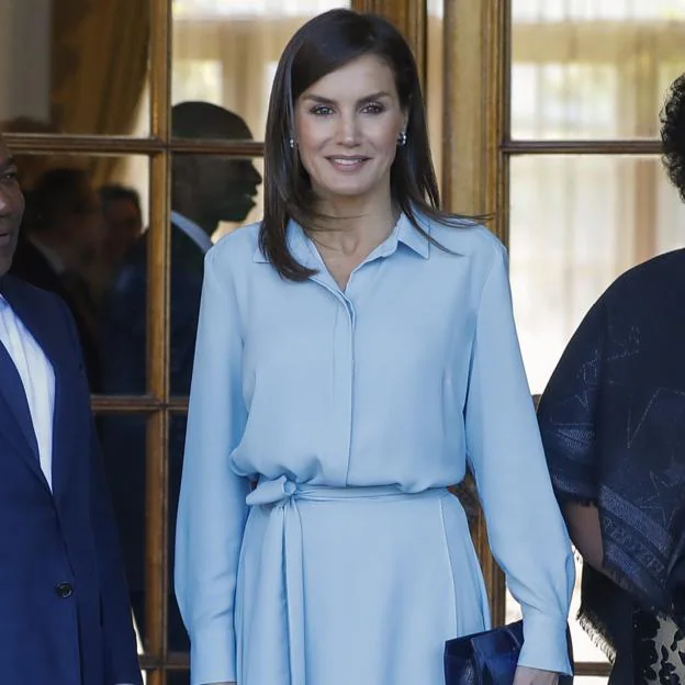 El vestido de Primark que se pondría la reina Letizia y que es ideal para estrenar este otoño | Mujer Hoy