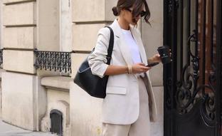 El traje blanco es el favorito de las influencers esta temporada para destacar a diario