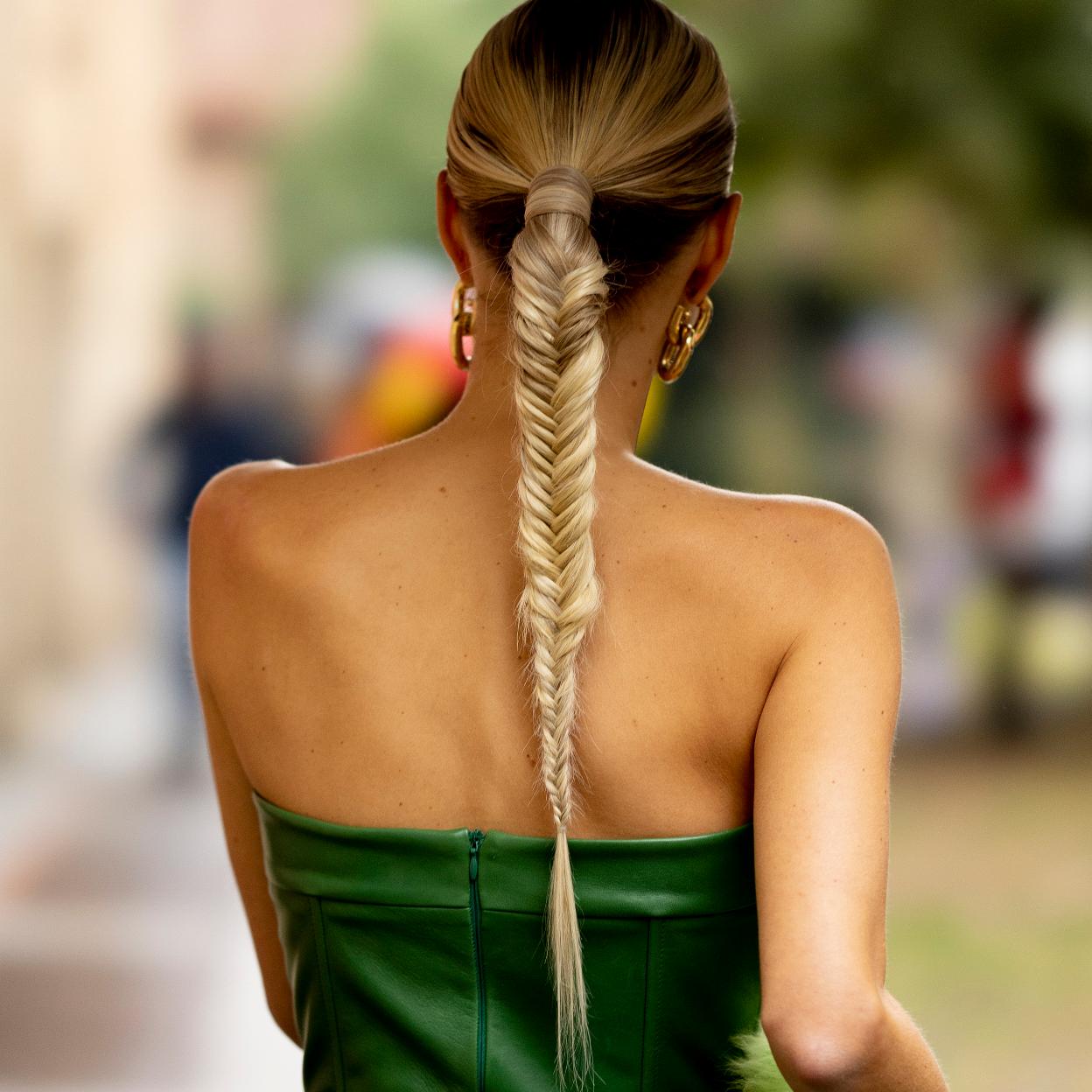 Siete ideas de peinados y cortes de pelo para el otoño que puedes copiar de la web de Zara