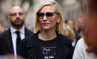 El total look naranja que rejuvenece: copia en Zara los pantalones y la camisa de Cate Blanchett