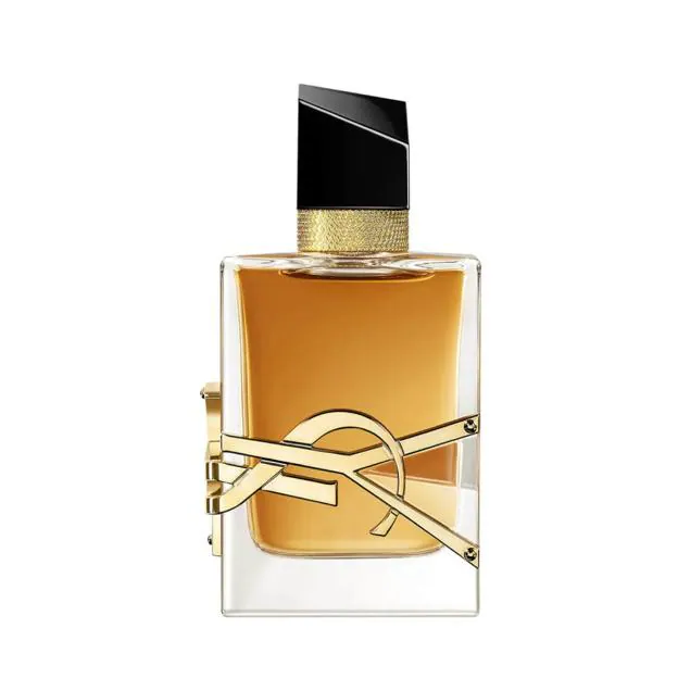 Eau de Parfum Libre Intense de Yves Saint Laurent, a la venta en LookFantastic por 79,95 euros.
