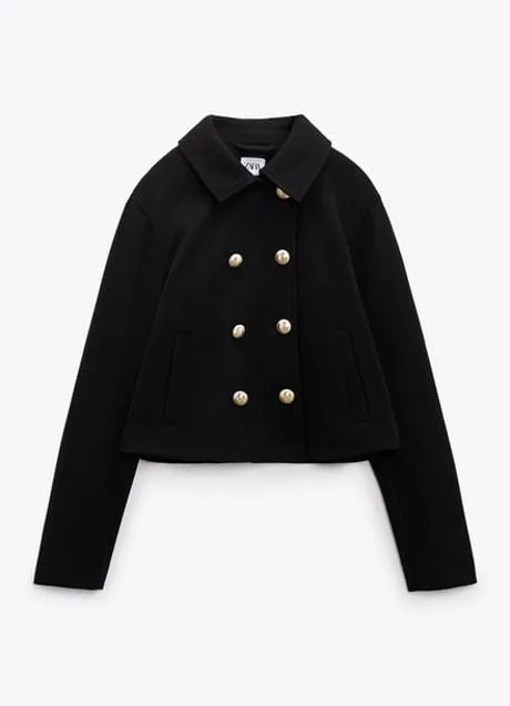 Las royals llevan esta chaqueta negra de tan ponible porque parece de lujo | Mujer Hoy