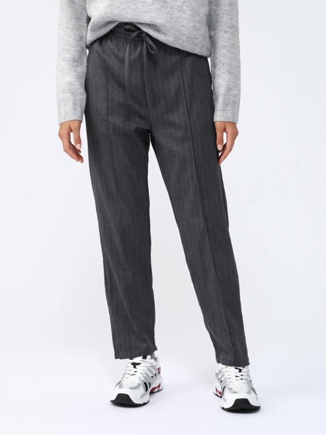 Pantalones jogger de vestir para ir cómoda y elegante a diario
