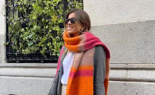 La bufanda multicolor baratísima de Primark que necesitas para dar color a tus looks