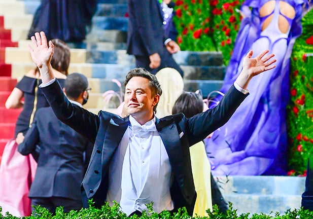 ¿Se convertirá Twitter en un espacio menos seguro para las mujeres con Elon Musk al mando?