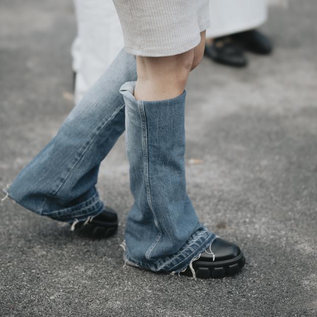 Calentadores vaqueros: el inesperado regreso de la tendencia de los 2000