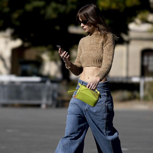 Los vaqueros baggy que más llevarás en 2023 y ahora están rebajados en Bershka