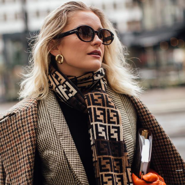 Sfera tiene el abrigo más impresionante y ponible de la temporada que combina con todo