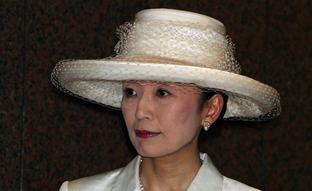 Nueva desgracia para la princesa Nobuko de Japón, la viuda del príncipe Tomohito de Mikasa: una vida trágica, enfermedades y mala suerte