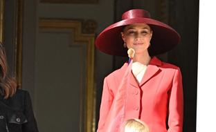 Beatrice Borromeo es la mejor vestida del Día Nacional de Mónaco: el espectacular look de invitada rojo con el que ha triunfado