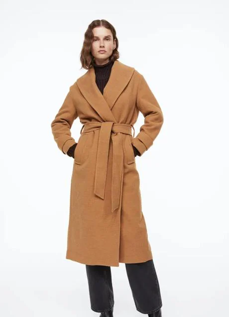 Cuatro abrigos largos con cinturón de H&M que tienen extra | Mujer Hoy