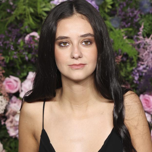 Victoria Federica confirma que la gabardina Matrix es la prenda estrella del invierno