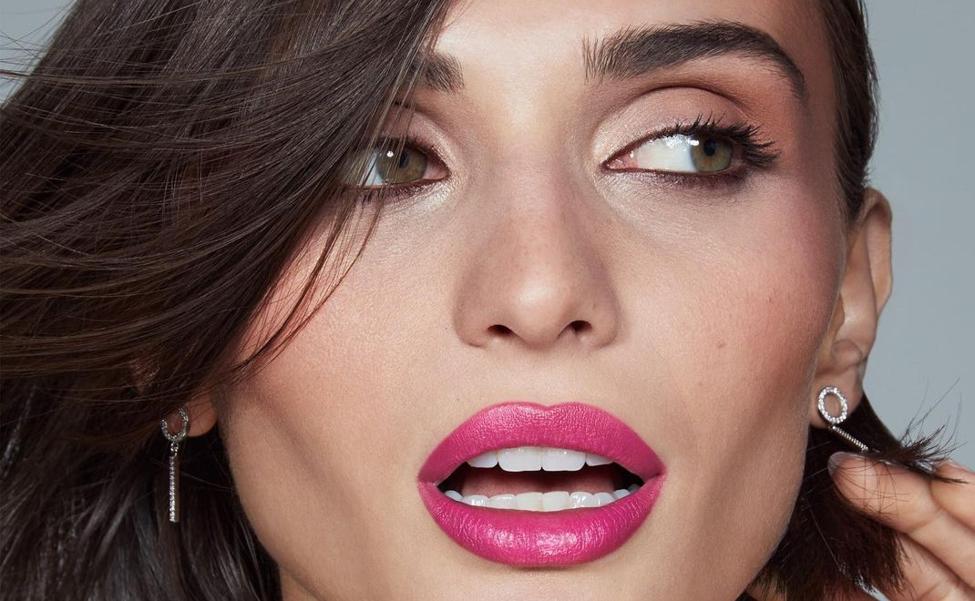 Cinco labiales en Viva Magenta para apuntarte al color tendencia de la temporada en tus labios