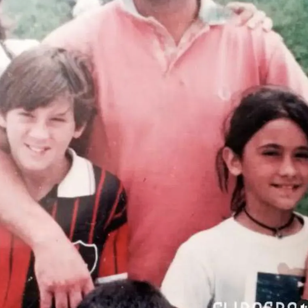 Una de las primeras fotos juntos de Antonela y Messi. 