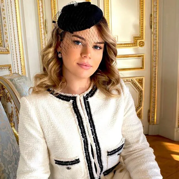 Camille Gottlieb, la hija de Estefanía de Mónaco, tiene el traje de Zara más elegante y ponible
