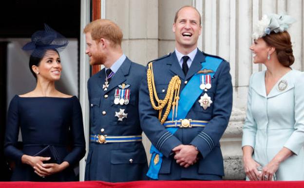 Los duques de Sussex y los de Cambridge, cuando aún tenían una buena relación.