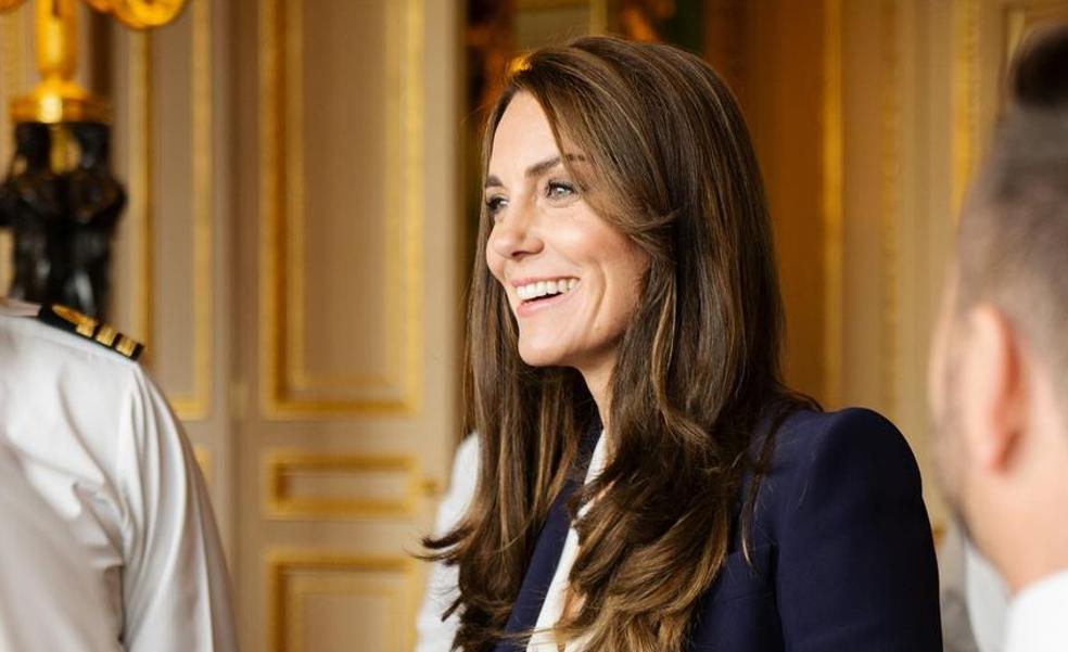 El cárdigan favorito de Kate Middleton que puedes encontrar en versión low cost y festiva en Sfera