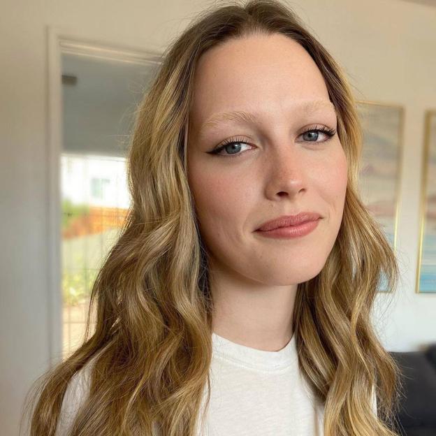 Oval lip-lining, el truco de maquillaje de Tiktok para unos labios más jugosos y con volumen sin acudir al relleno con ácido hialurónico