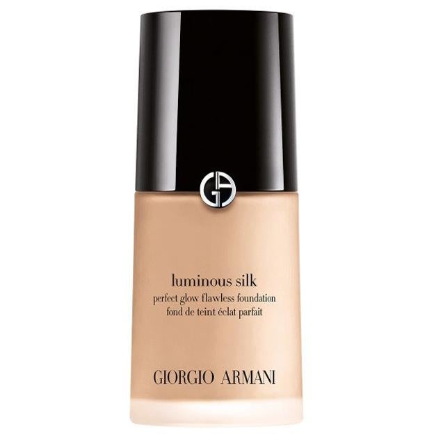 Luminous Silk Foundation de Giorgio Armani.