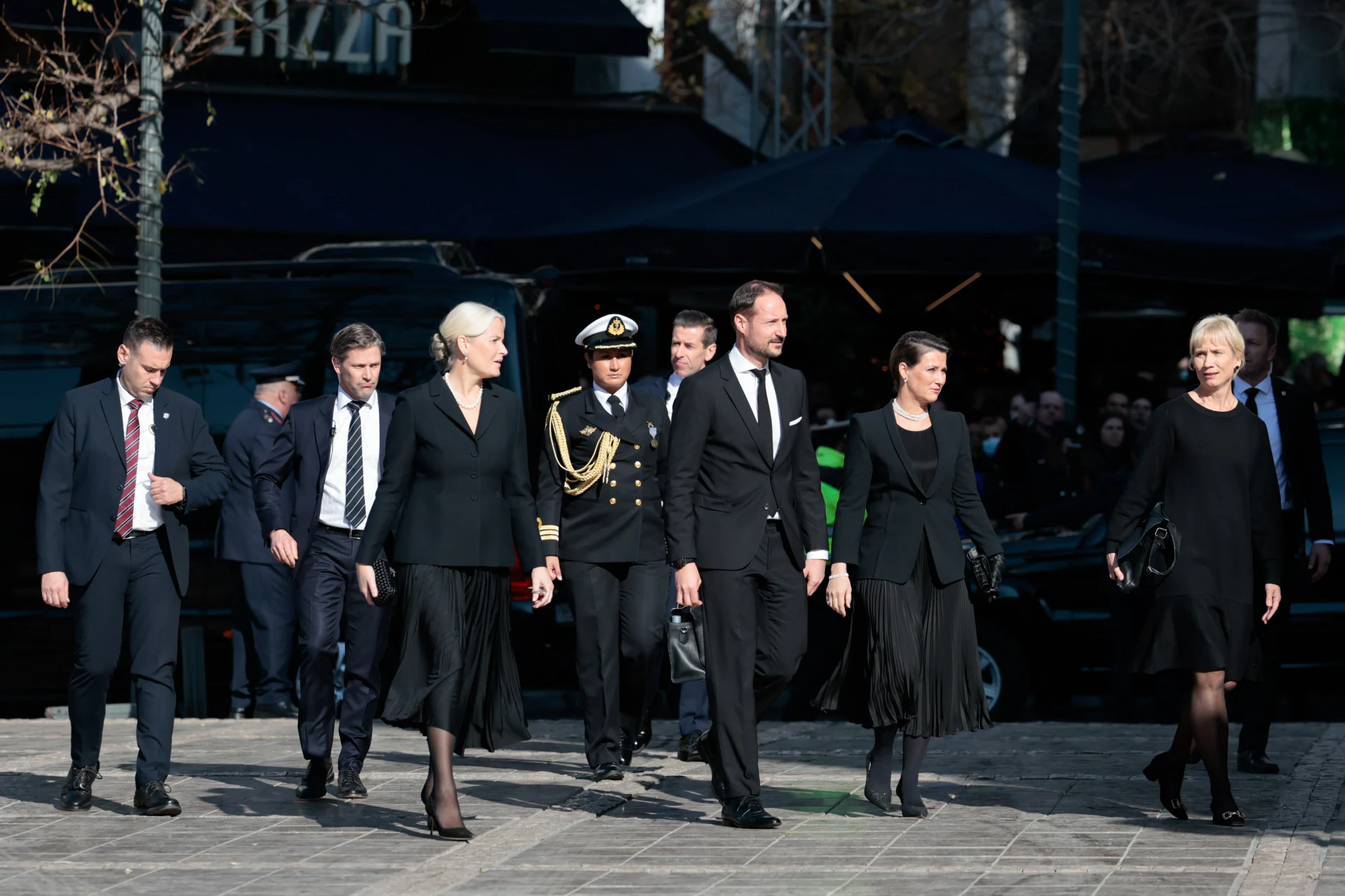 Invitados en el funeral de Constantino de Grecia: Haakon, Mette-Marit y Marta Luisa de Noruega