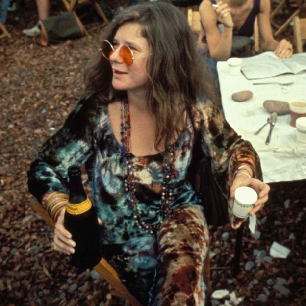 Janis Joplin habría cumplido hoy 80 años: una vida trágica marcada por los excesos, el desamor y una inmensa soledad
