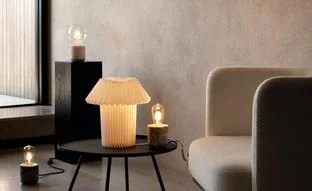 H&M Home tiene las lámparas de mesa más originales y baratas que necesitas para iluminar tu salón a un precio irresistible