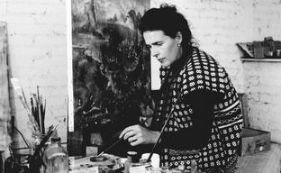 La trágica vida de Leonora Carrington, la artista que se negó a ser musa de ningún hombre (no te pierdas su espectacular exposición retrospectiva)