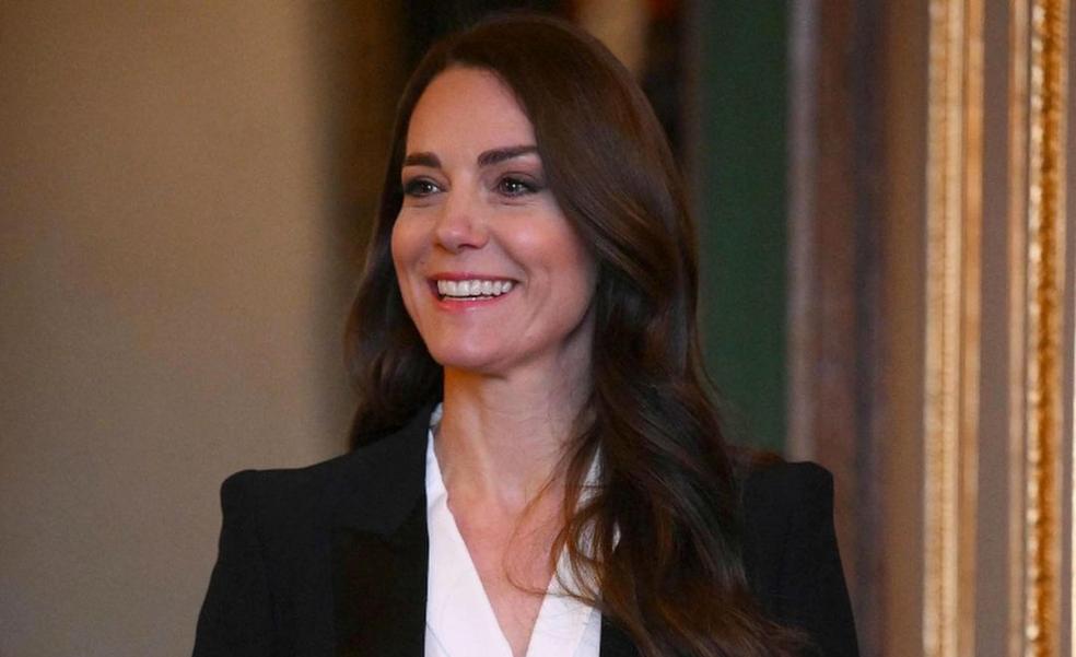 Kate Middleton rescata sus pendientes de perlas favoritísimos y sabemos dónde lo puedes conseguir a buen precio